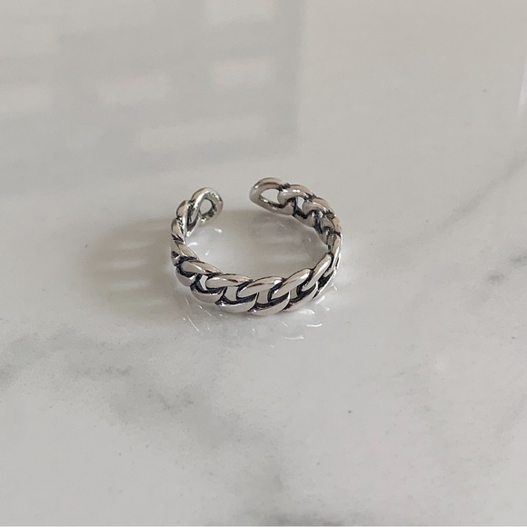 Silver Chain Ring, Twisty Silver Ring, twisted Ring Silver, Stacking Ring Silver - Picture 8 of 10